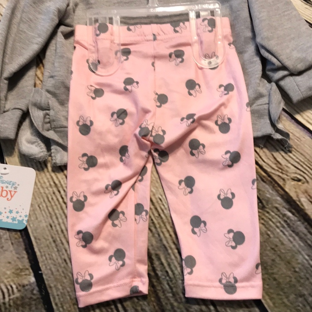 Minnie 2 pc grey and pink outfit - Picture 4 of 7